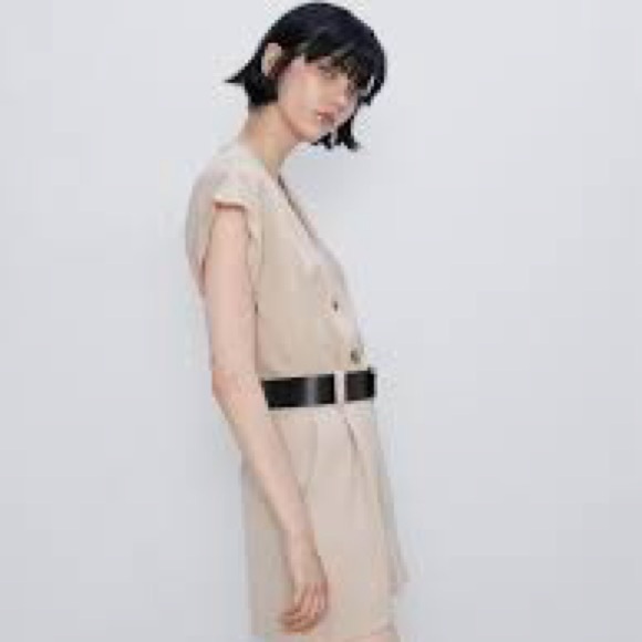 Cream Short Set - Picture 9 of 9